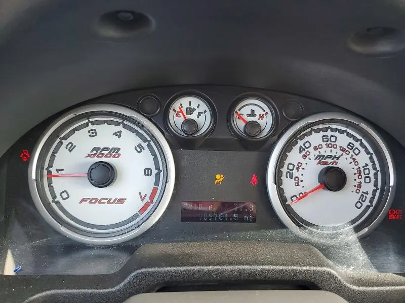 2010 FORD FOCUS SEL  