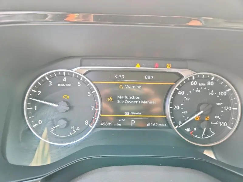 2022 NISSAN PATHFINDER SL  