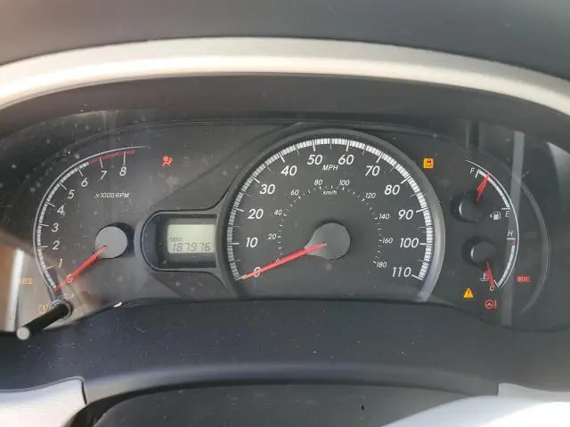 2013 TOYOTA SIENNA LE  