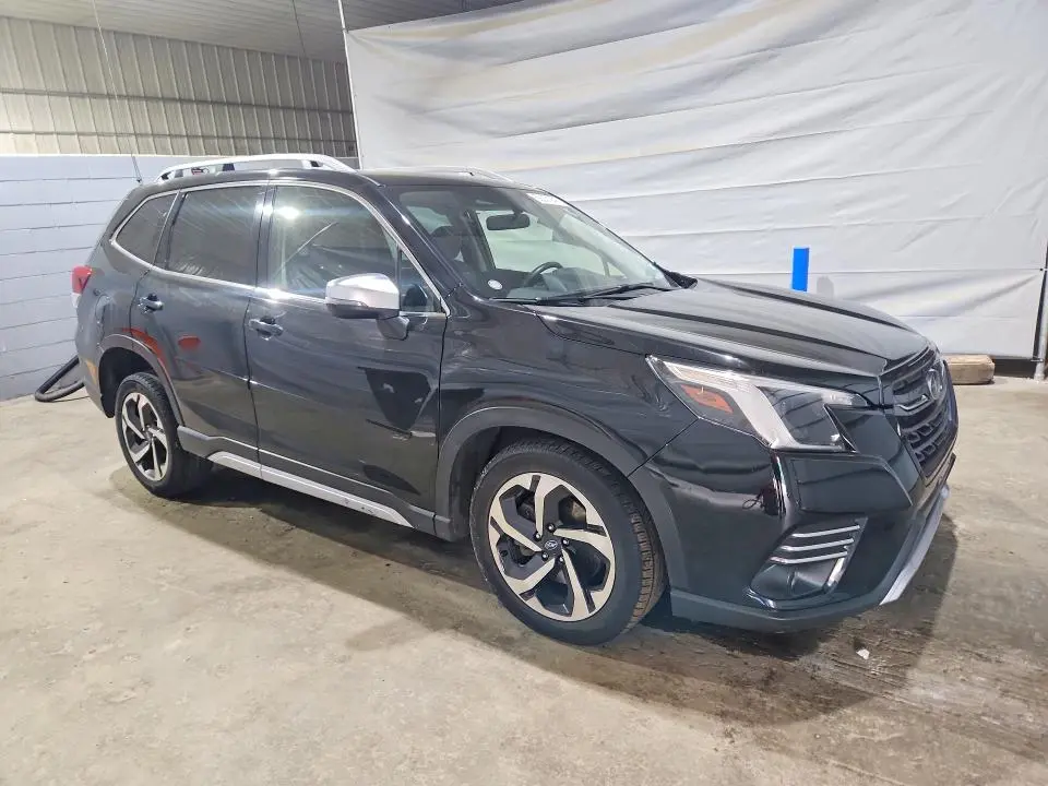 2022 SUBARU FORESTER TOURING  