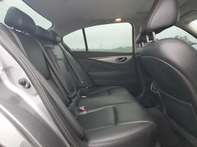 2021 INFINITI Q50 LUXE  