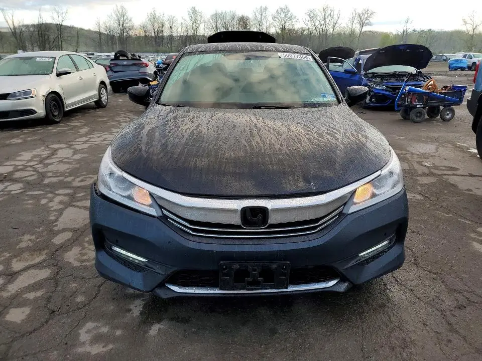 2017 HONDA ACCORD LX  