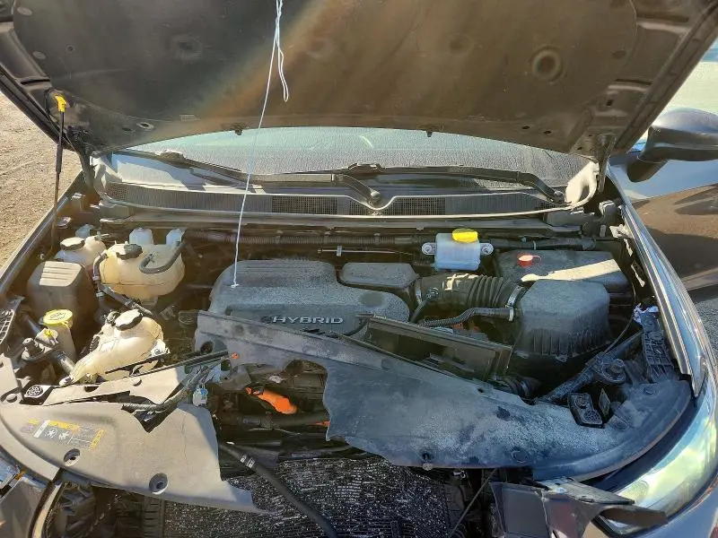 2023 CHRYSLER PACIFICA HYBRID TOURING L  