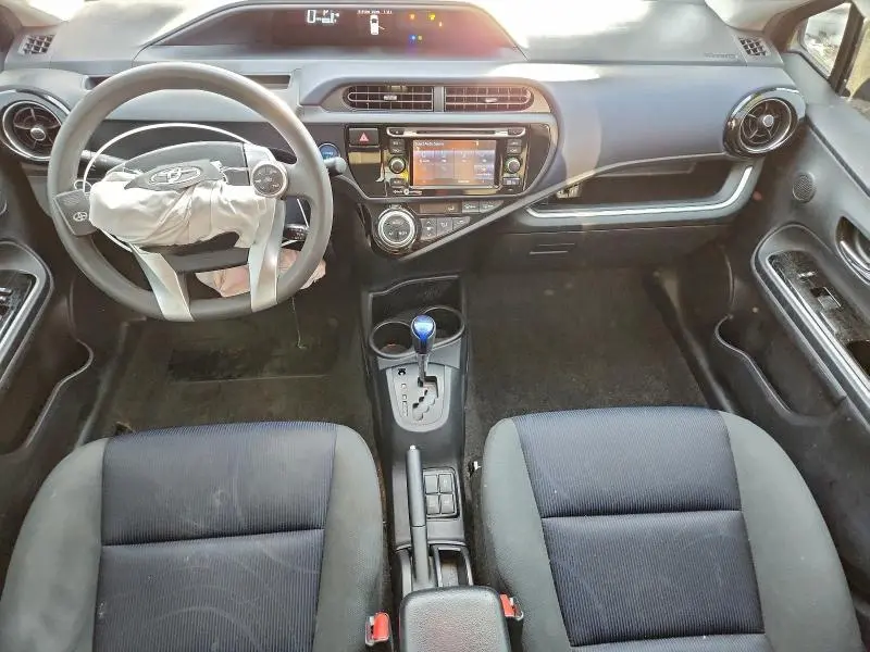 2015 TOYOTA PRIUS C   