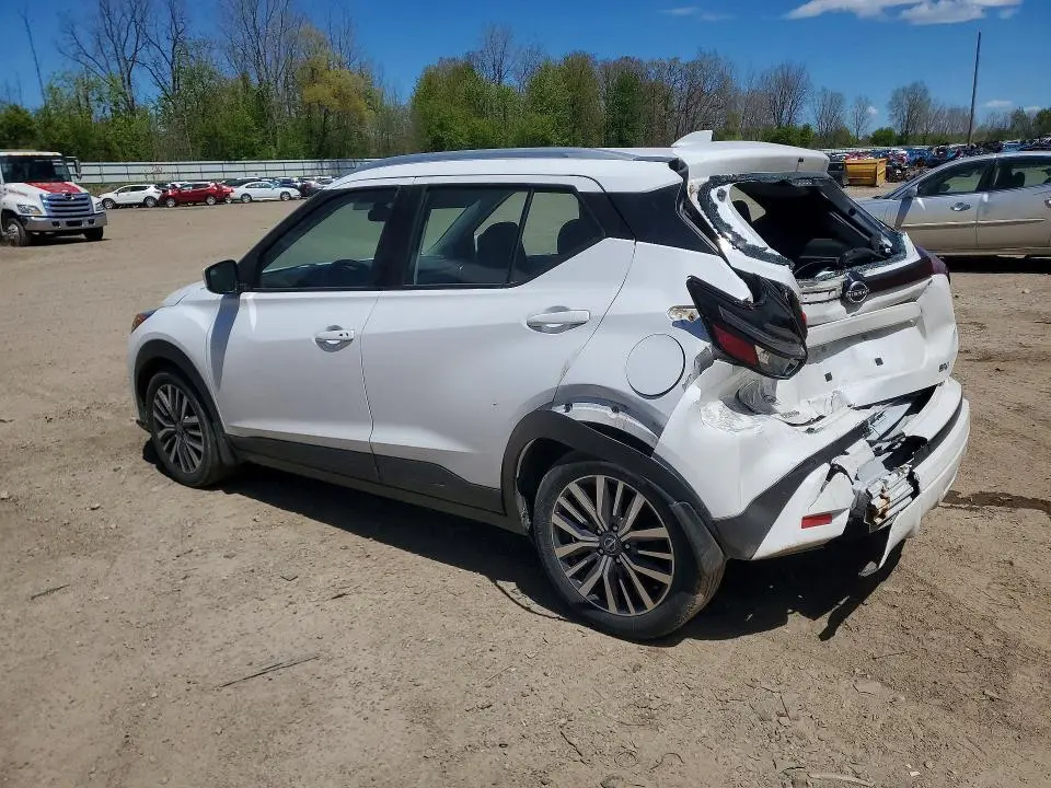 2023 NISSAN KICKS SV  