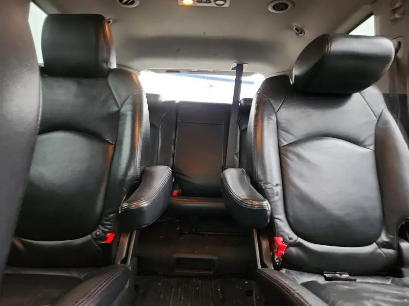 2011 CHEVROLET TRAVERSE LT  