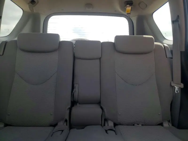 2011 TOYOTA RAV4 BASE  