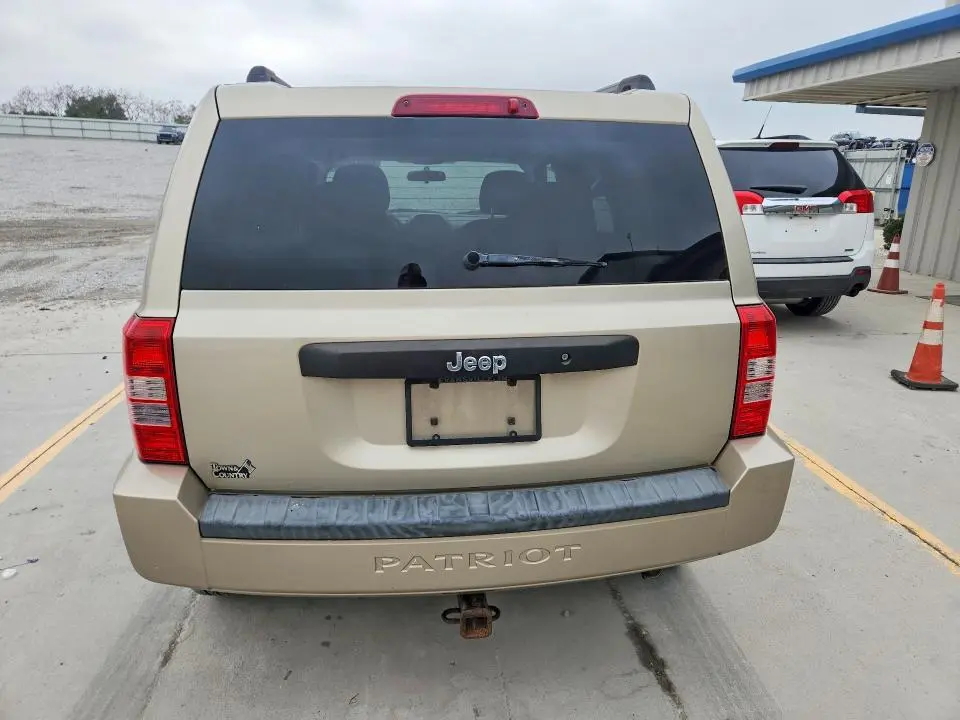 2010 JEEP PATRIOT SPORT  
