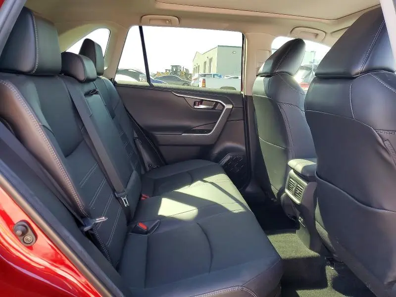 2021 TOYOTA RAV4 LIMITED  