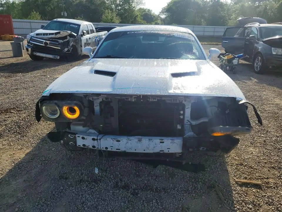 2017 DODGE CHALLENGER SXT  