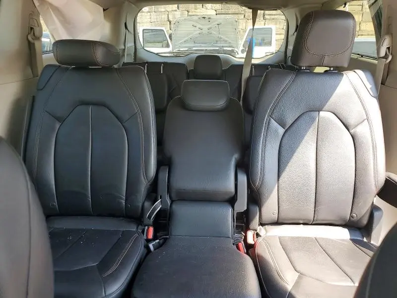 2017 CHRYSLER PACIFICA TOURING L  