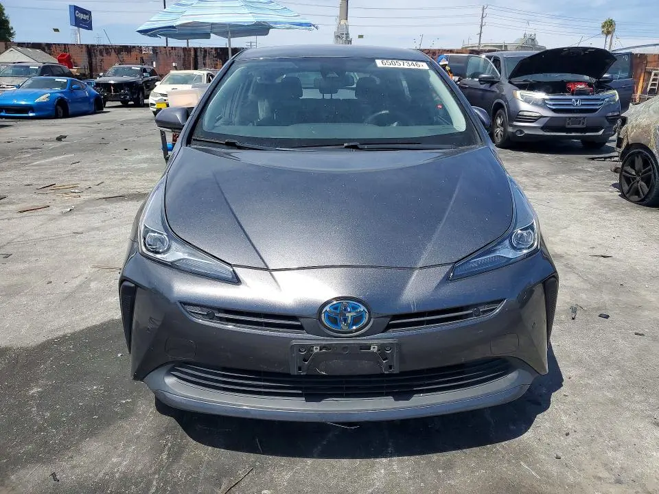 2021 TOYOTA PRIUS LE  