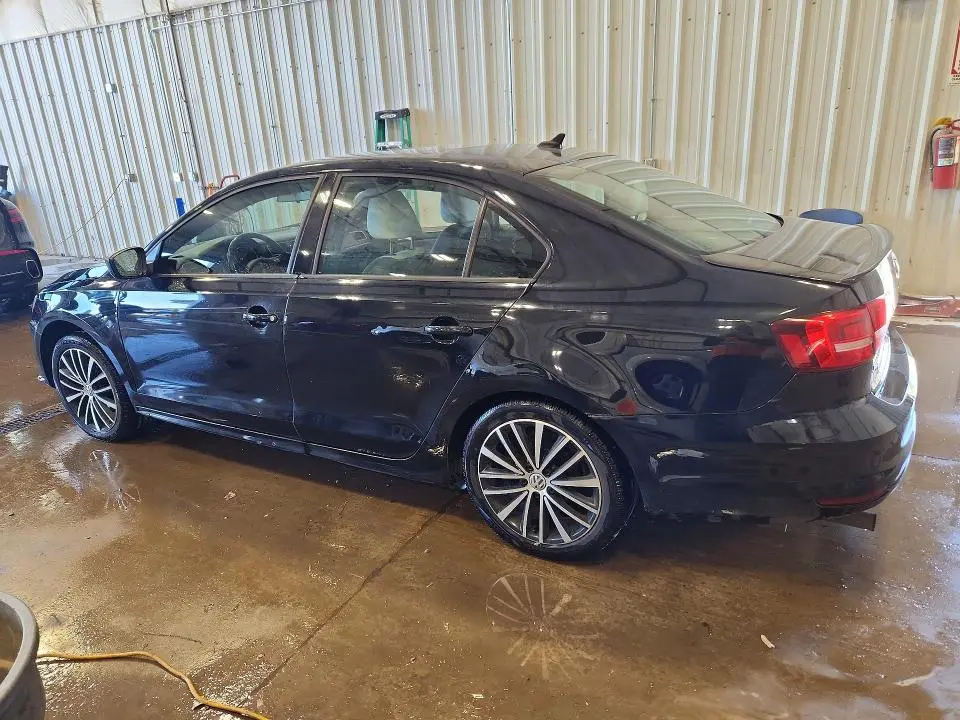 2015 VOLKSWAGEN JETTA SE  