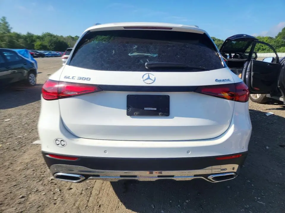 2025 MERCEDES-BENZ GLC 300 4MATIC  