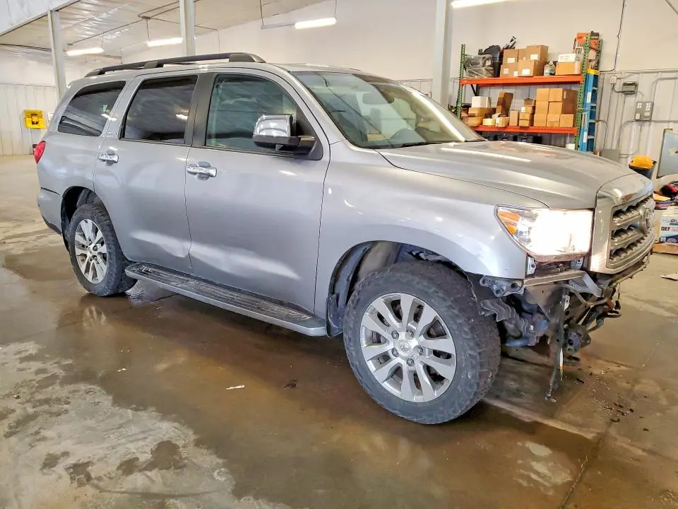 2013 TOYOTA SEQUOIA LIMITED  