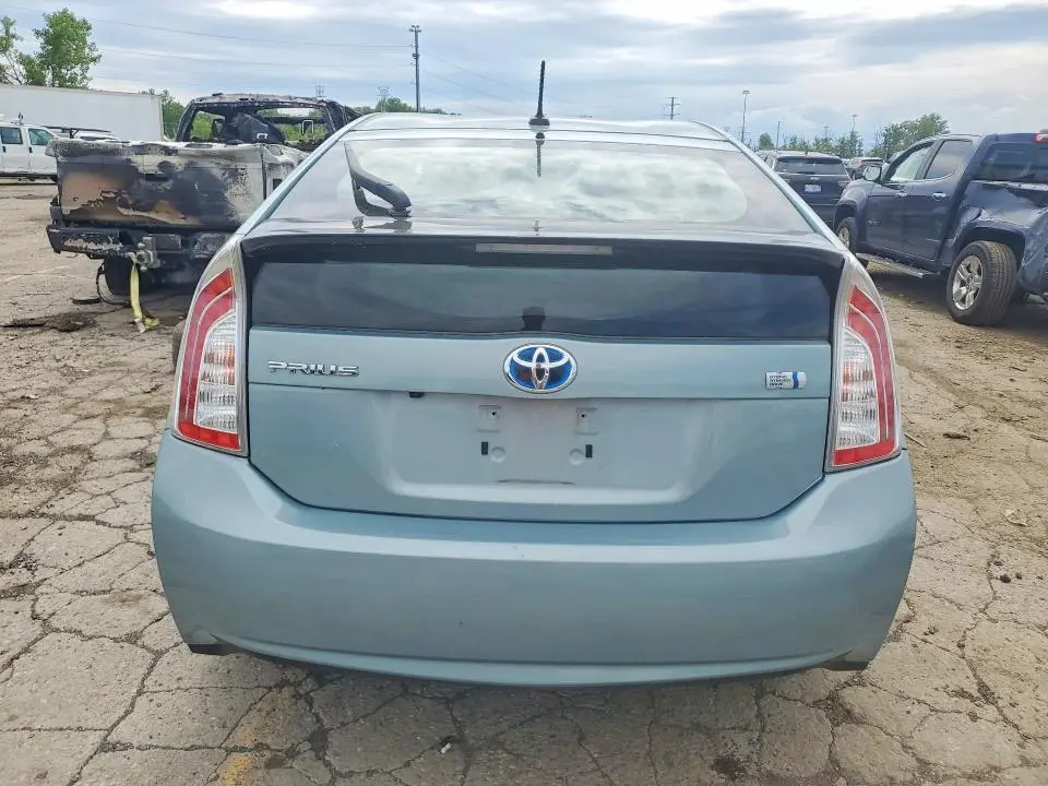 2015 TOYOTA PRIUS THREE  