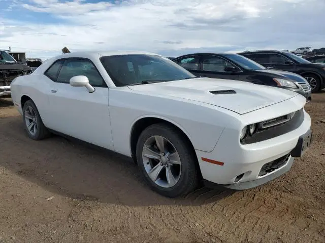2017 DODGE CHALLENGER SXT  
