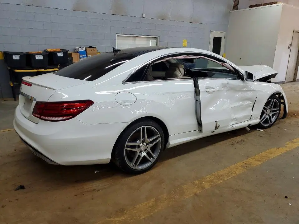 2016 MERCEDES-BENZ E 400  