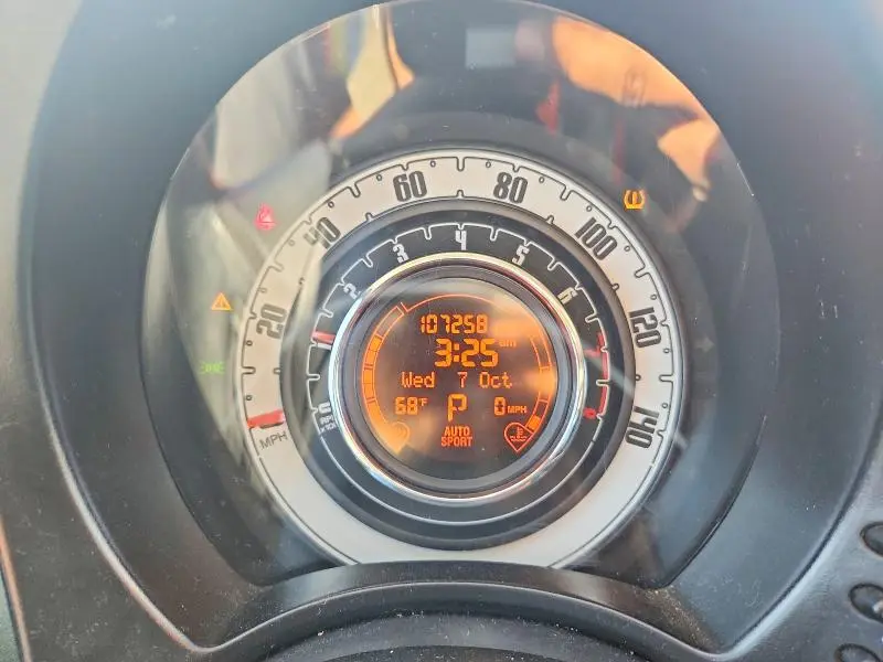 2013 FIAT 500 LOUNGE  