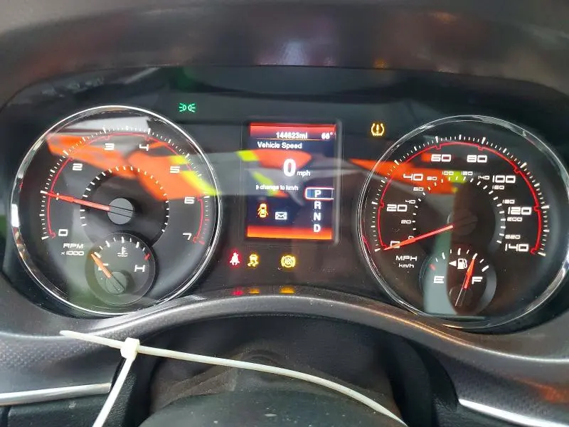 2014 DODGE CHARGER SE  