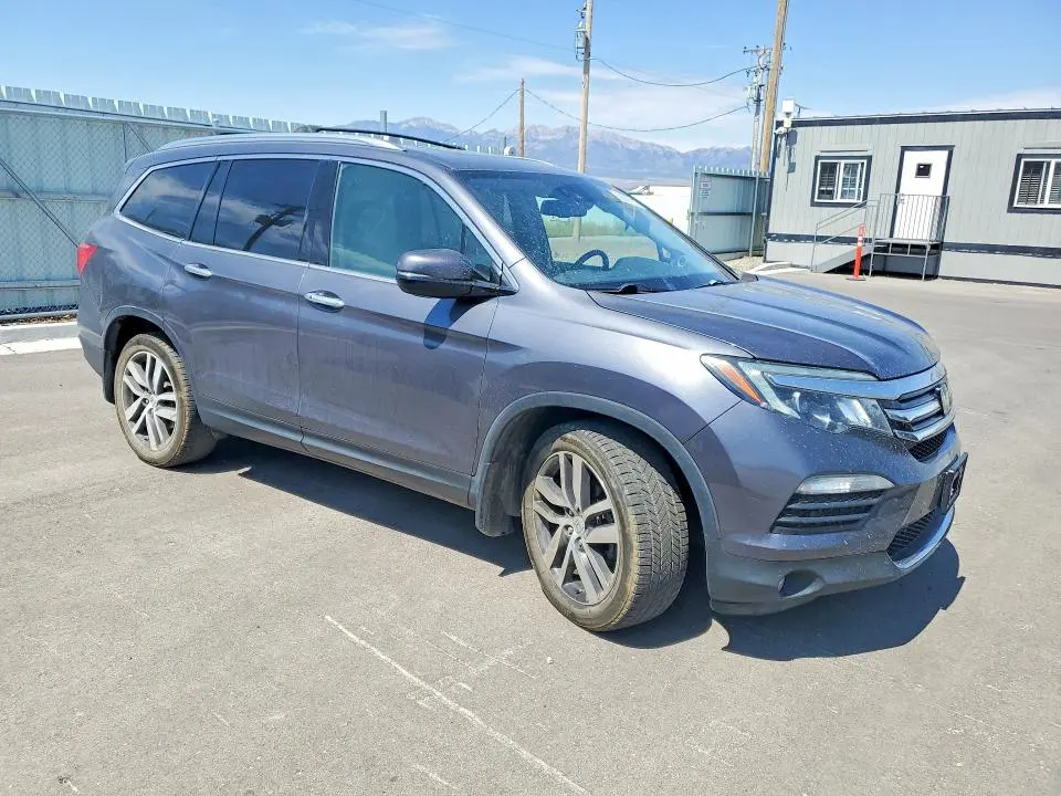 2016 HONDA PILOT ELITE  