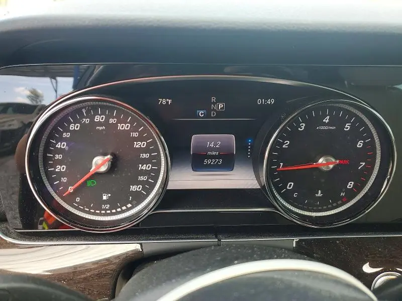 2019 MERCEDES-BENZ E 300  