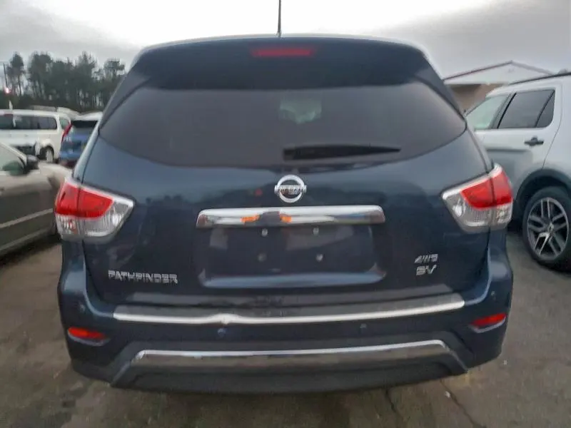 2014 NISSAN PATHFINDER S  