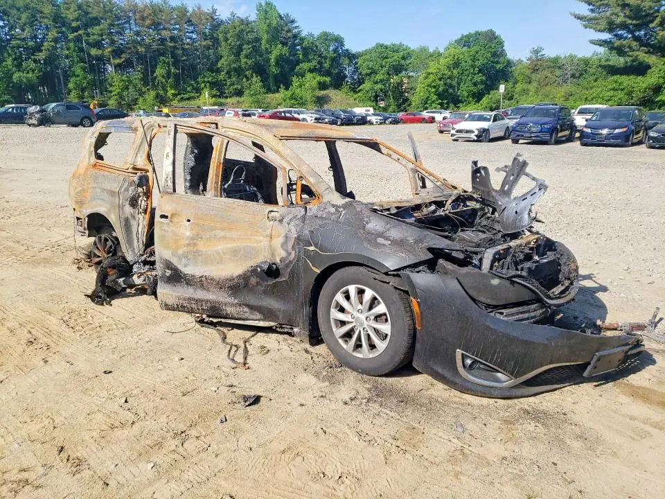 2017 CHRYSLER PACIFICA TOURING L  