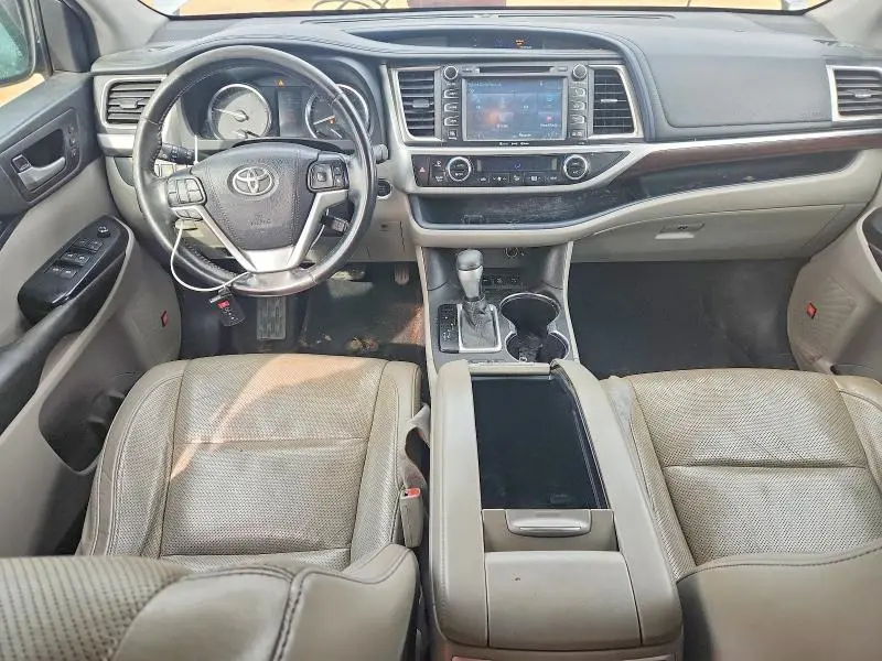 2016 TOYOTA HIGHLANDER LIMITED  