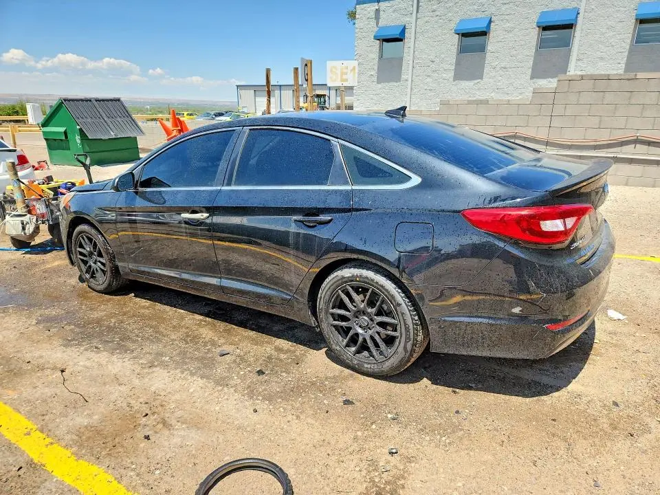 2017 HYUNDAI SONATA SE  