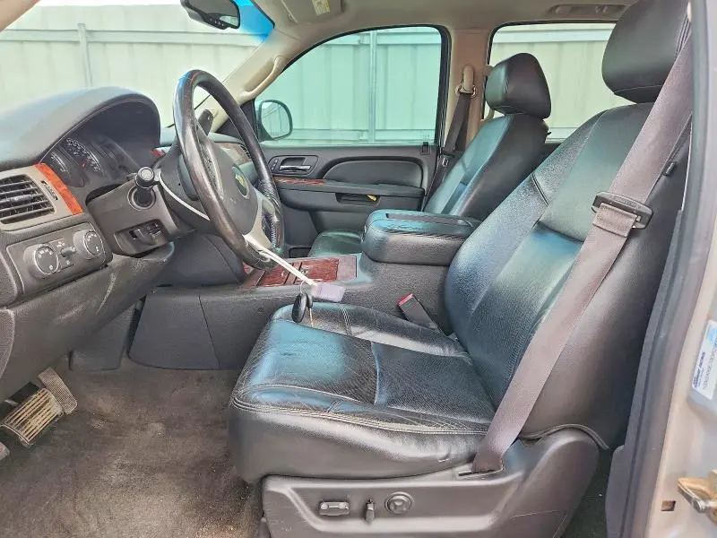 2013 CHEVROLET SUBURBAN K1500 LTZ  