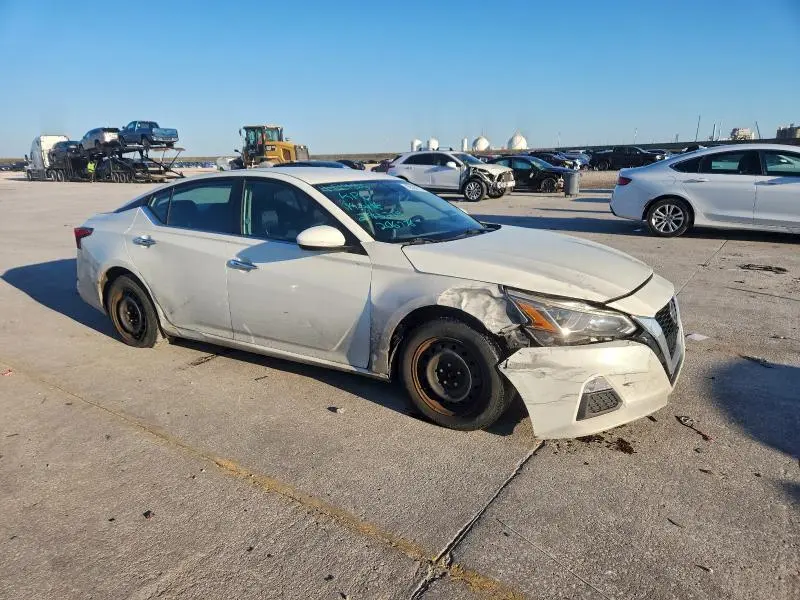 2020 NISSAN ALTIMA S  