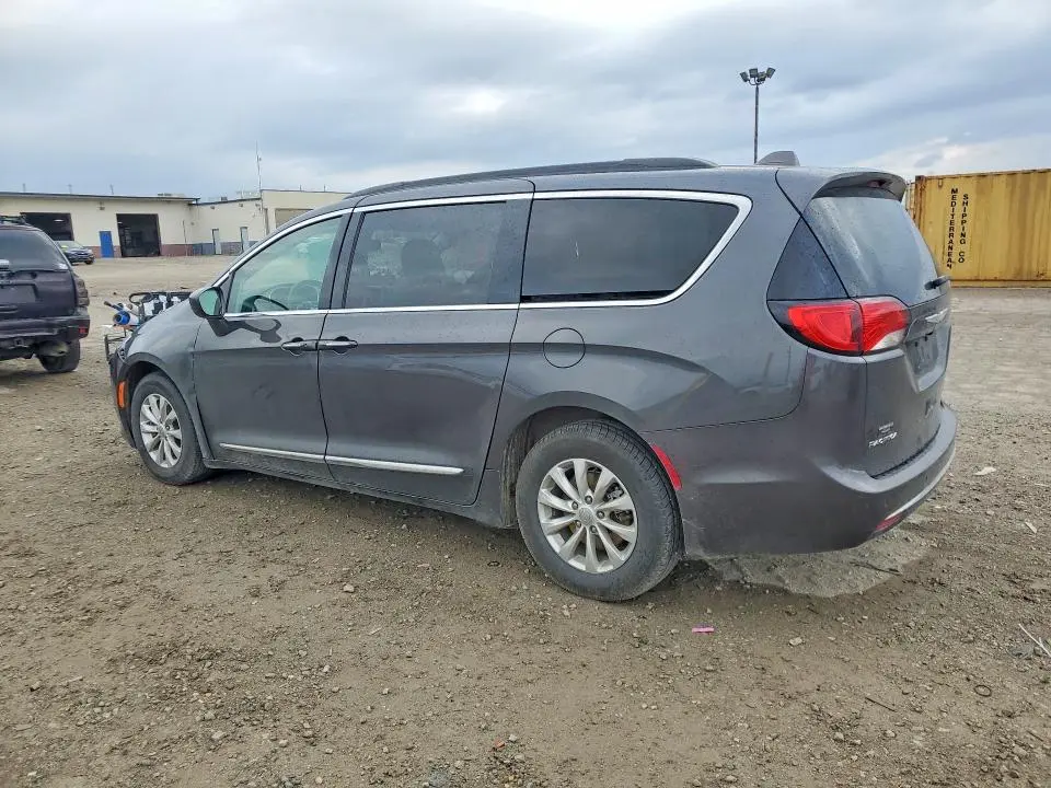 2017 CHRYSLER PACIFICA TOURING L  