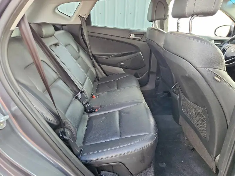 2018 HYUNDAI TUCSON SEL PLUS  