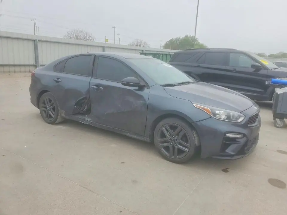 2021 KIA FORTE GT-LINE  