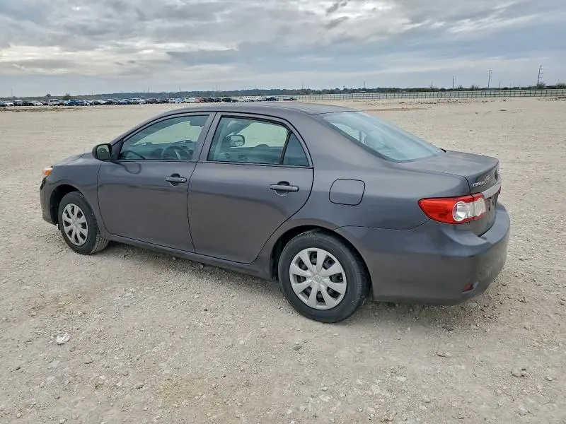2013 TOYOTA COROLLA BASE  