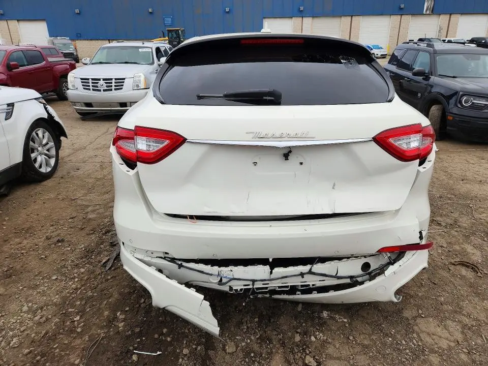 2019 MASERATI LEVANTE   
