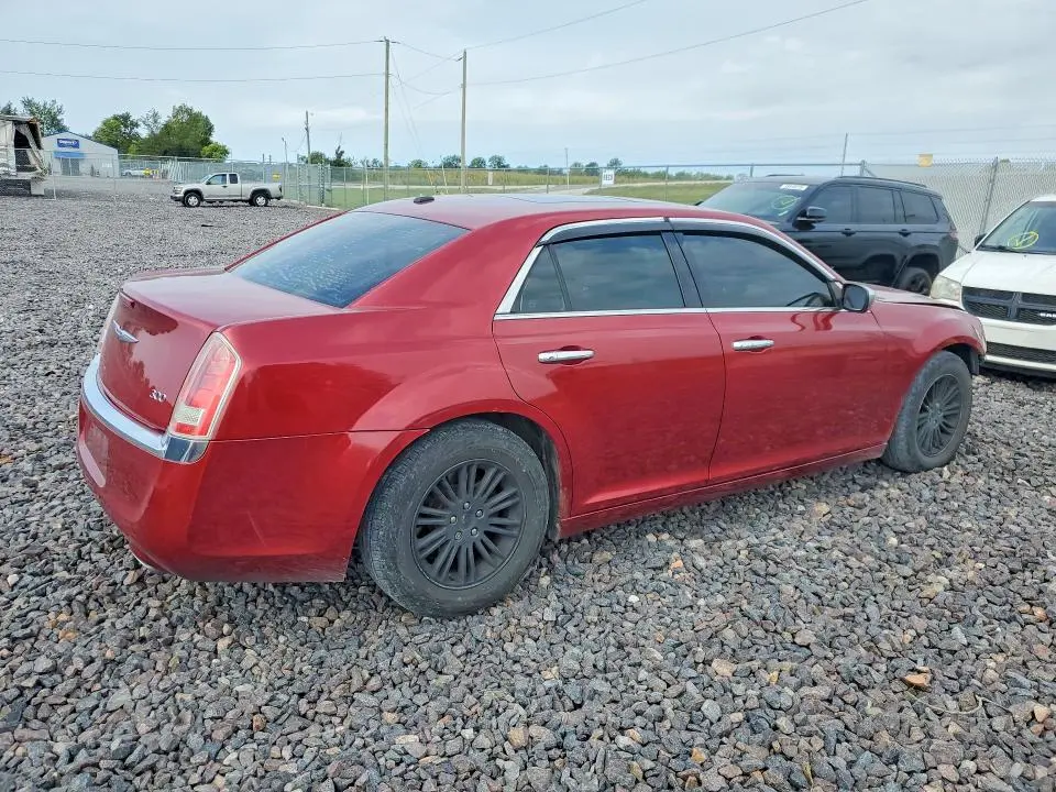 2012 CHRYSLER 300 LIMITED  