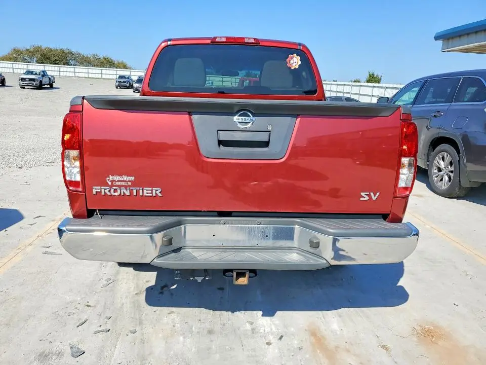 2013 NISSAN FRONTIER S  