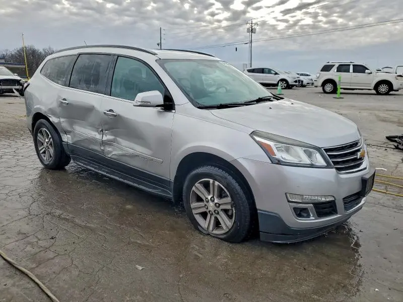 2017 CHEVROLET TRAVERSE LT  