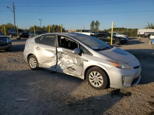 2014 TOYOTA PRIUS PLUG-IN   