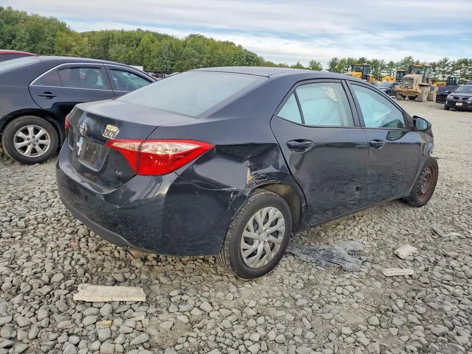 2017 TOYOTA COROLLA LE  