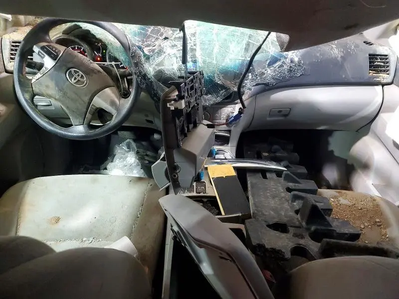 2013 TOYOTA HIGHLANDER PLUS  