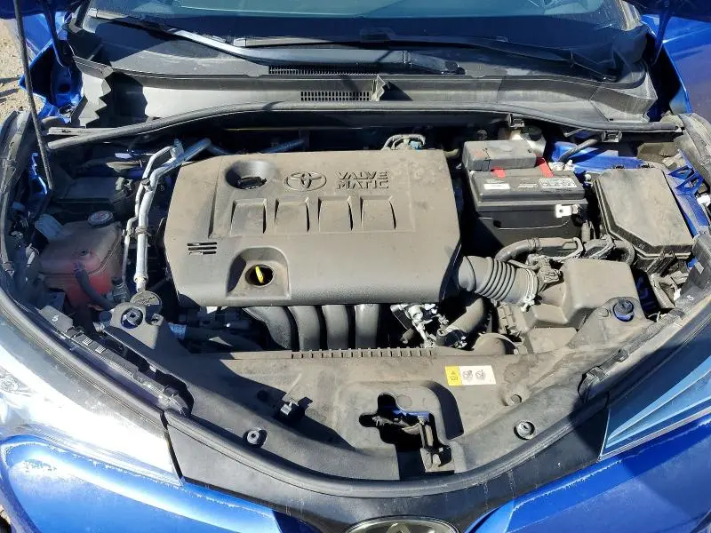2019 TOYOTA C-HR XLE  