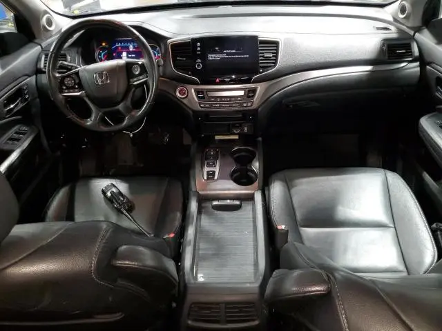 2021 HONDA PILOT SE  