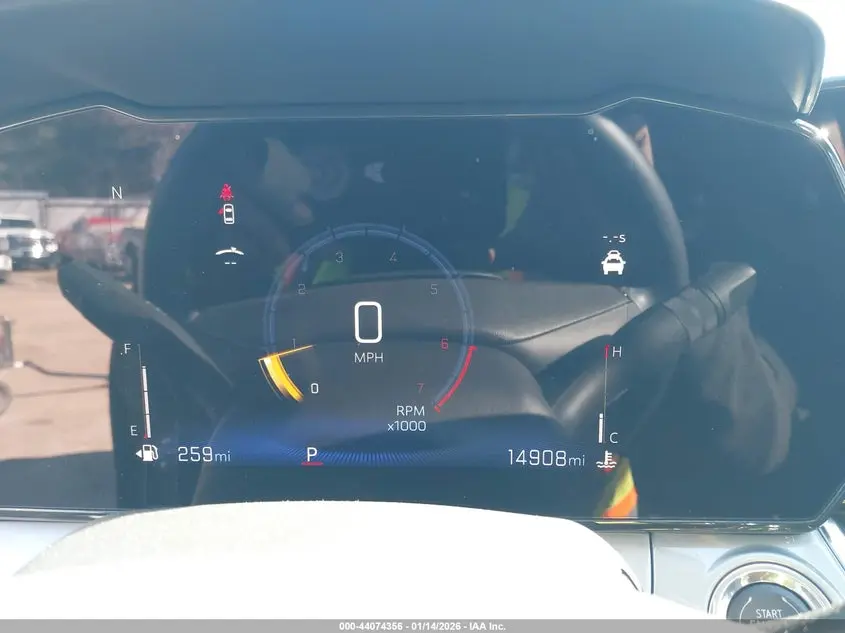 2025 CHEVROLET TRAX FWD LT