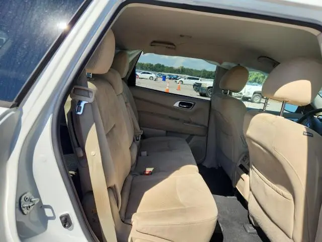 2016 NISSAN PATHFINDER SV  
