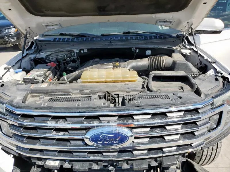 2018 FORD EXPEDITION XLT  