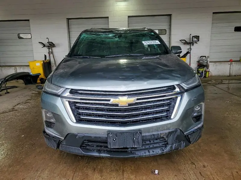 2022 CHEVROLET TRAVERSE LT  