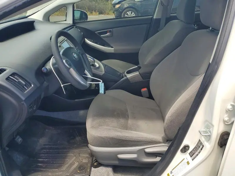 2015 TOYOTA PRIUS ONE  